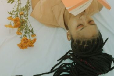 Boeken E-book Must read over minimaliseren, ontspullen, opruimen, consuminderen