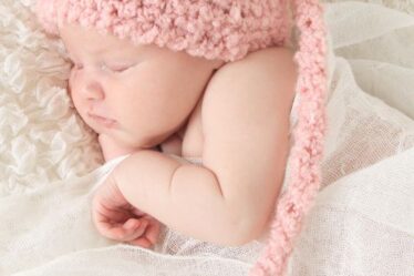 Babyfotografie, new born fotografie baby, kleintje, slaapt veel en lief