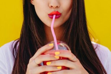 De lekkerste 5 DIY zomerse drankjes (maak je dus zelf)