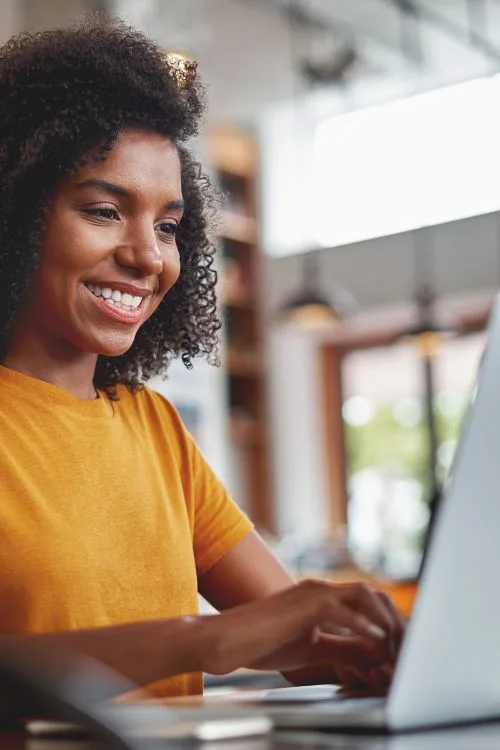 remote geld verdienen werken in loondienst of als zzp-er, ondernemer, freelancer